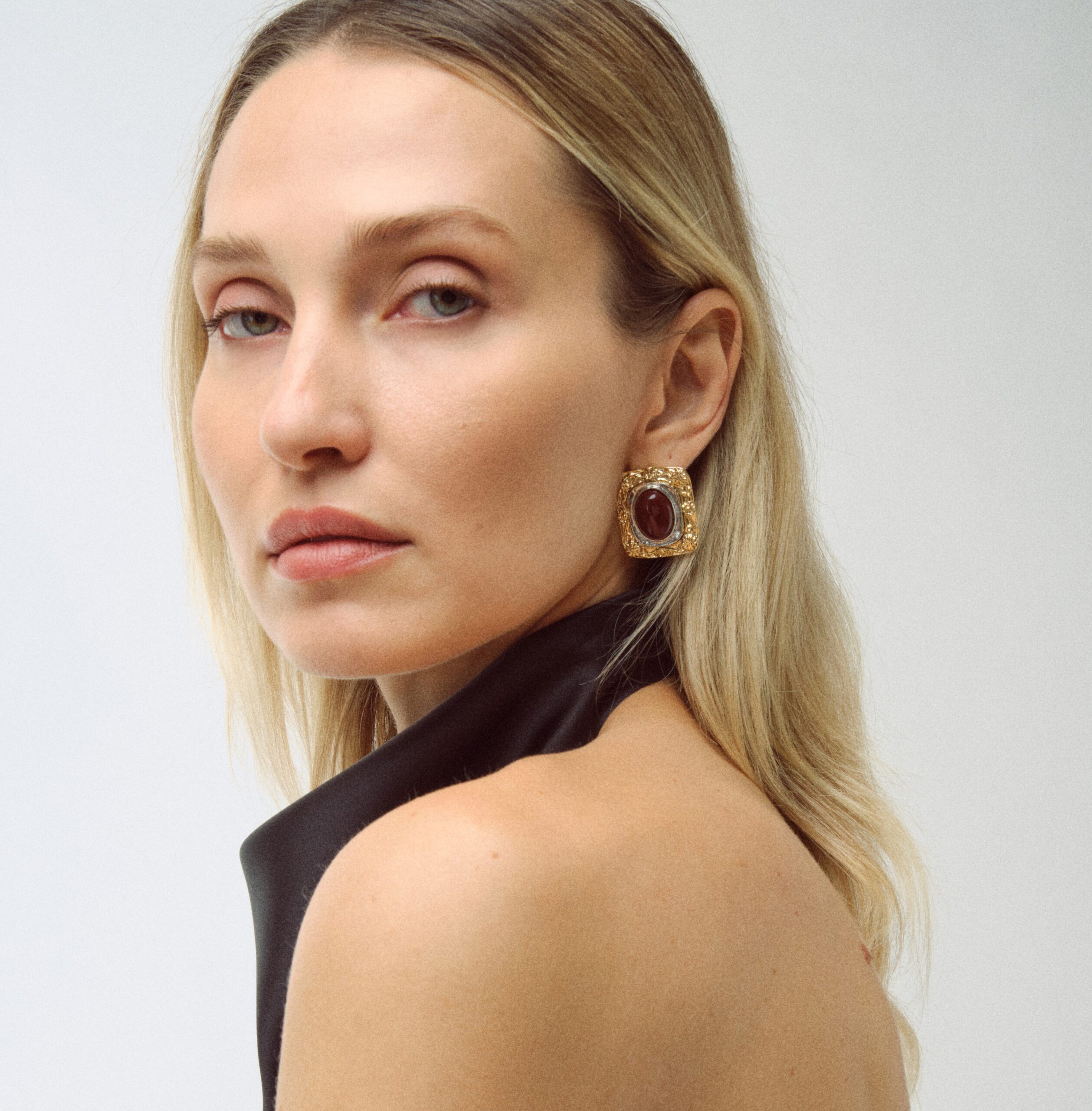 Selene Earrings- Ruby - Görsel 3