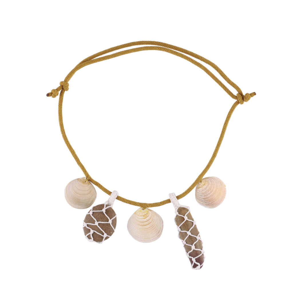 Isola Oyster Necklace